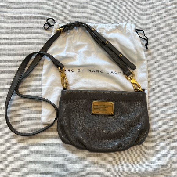 Marc By Marc Jacobs Handbags - Marc by Marc Jacobs Grey Pebbled Leather Crossbody Bag with Gold Hardware